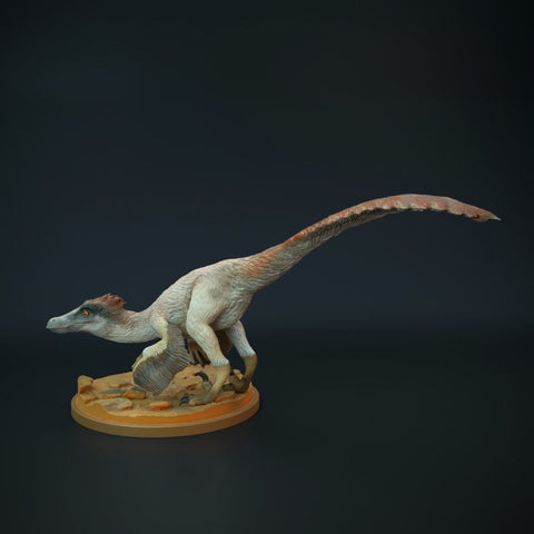 Velociraptor Mongolianensis Sniffing- UNPAINTED - Dino and Dog Miniatures